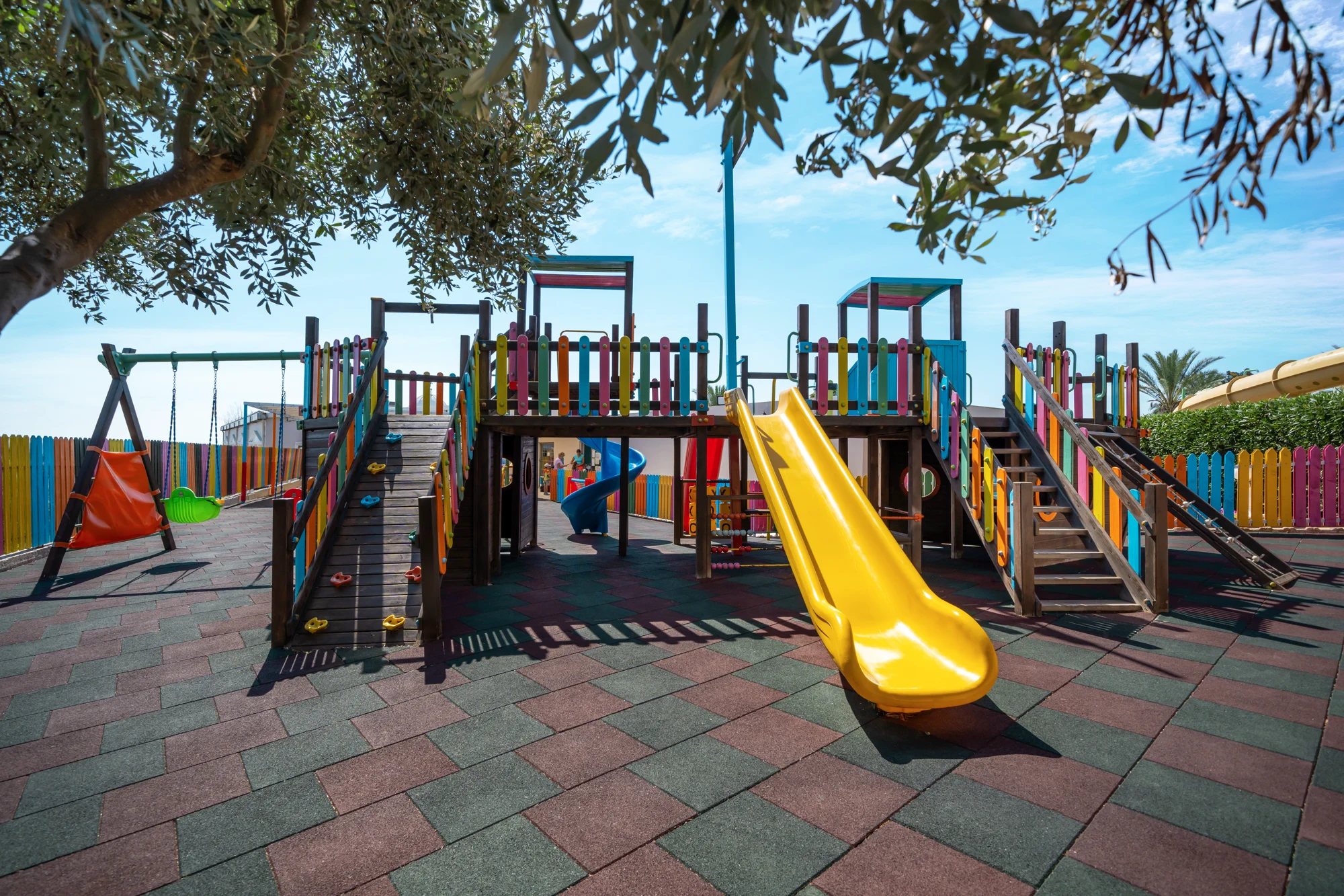 Aquapark & Mini Club!