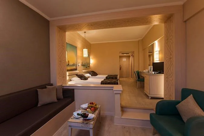 Standard Room Land View!