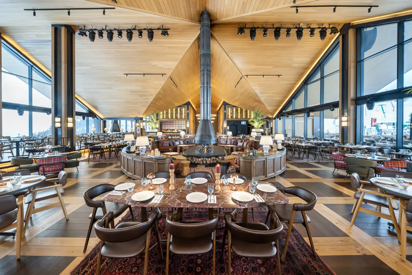 Palazzo Lounge!