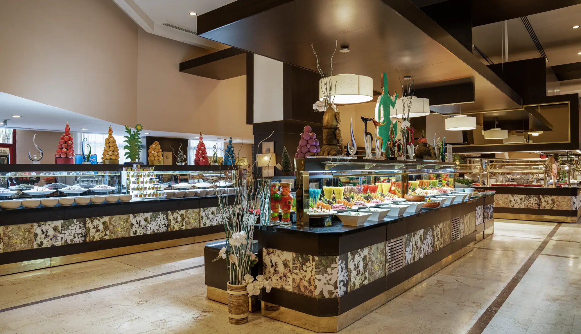 Главный ресторан!