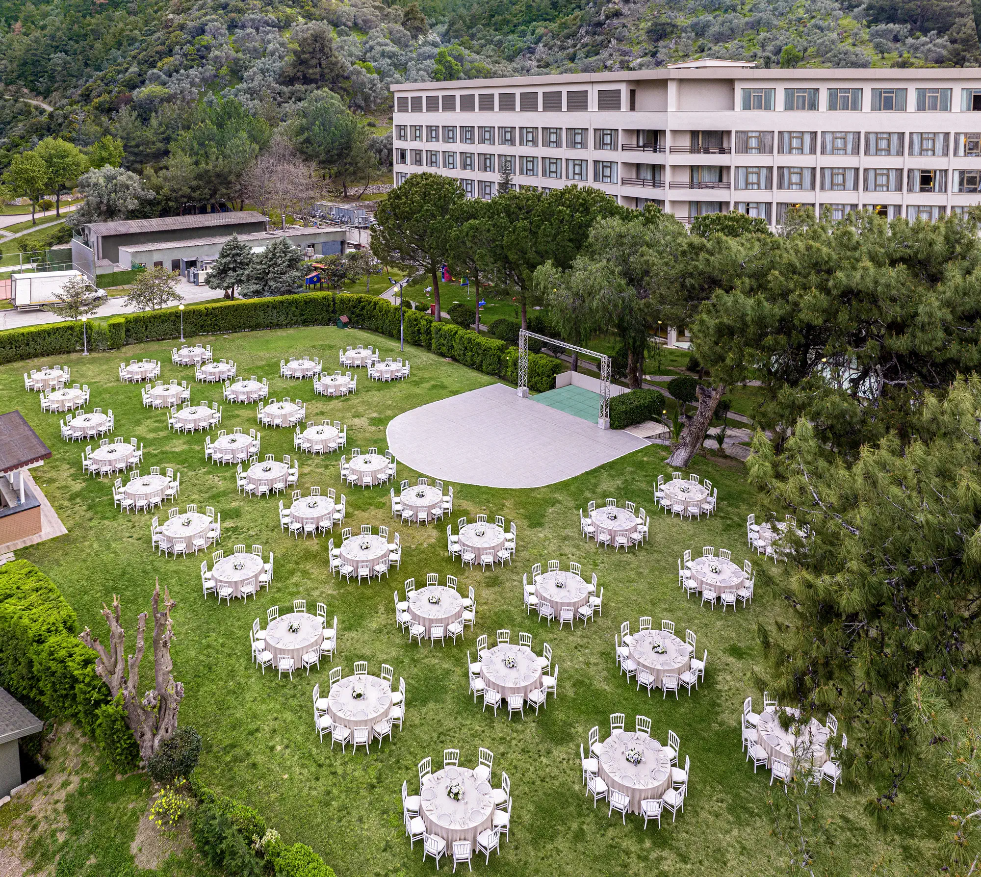 HOCHZEITEN & BANKETTE!