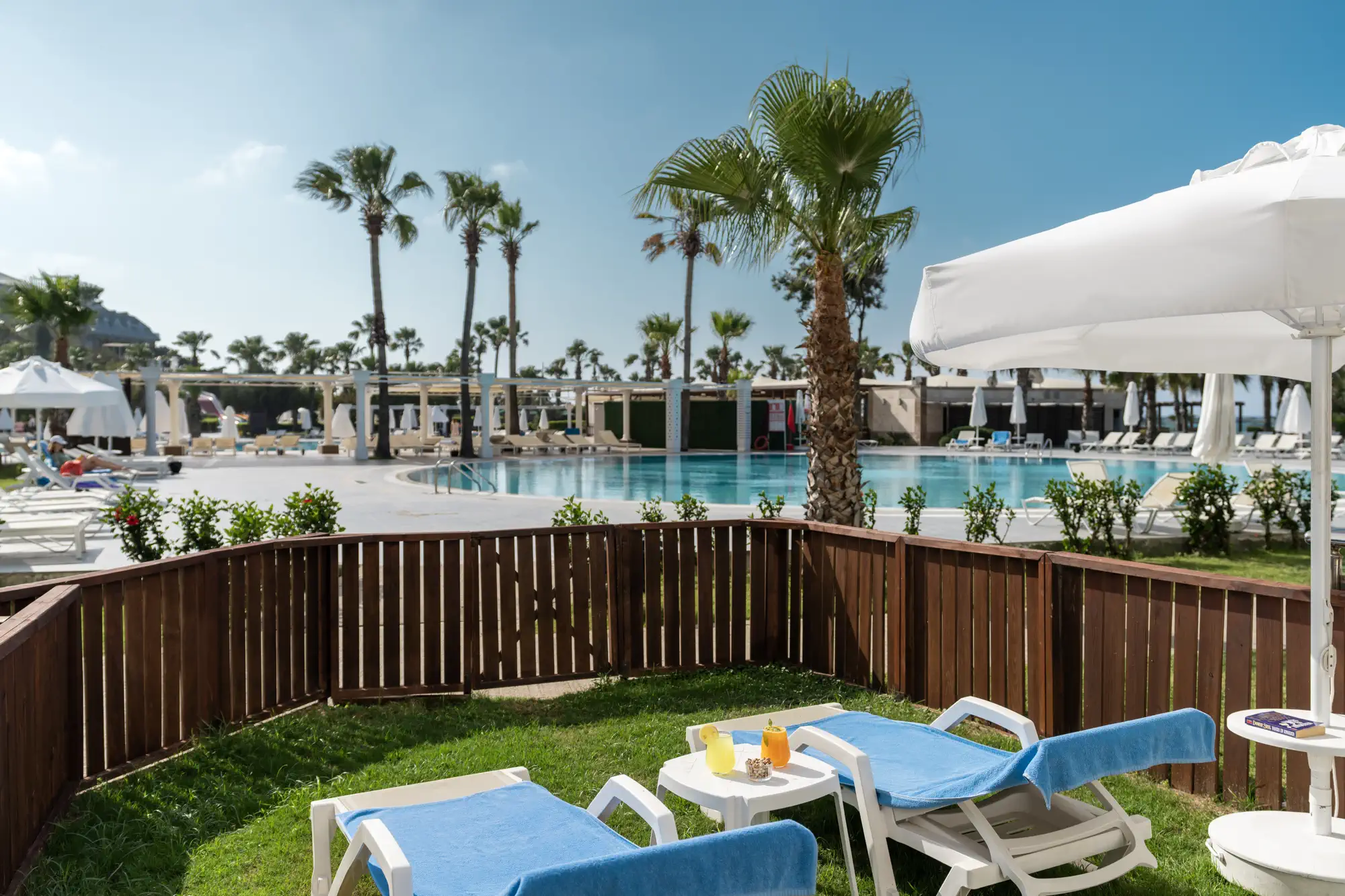 Superior Garden Room Terrace!