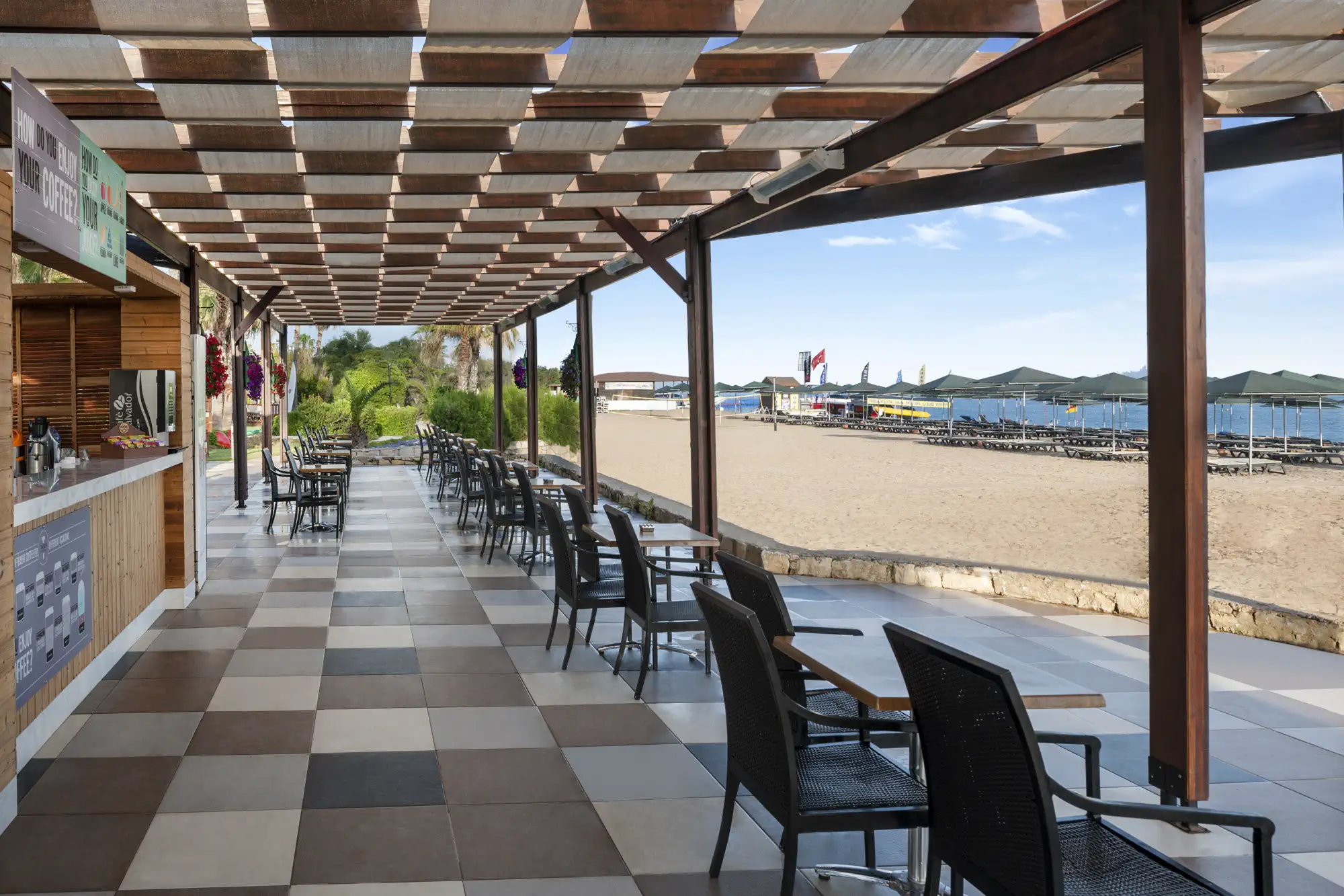 Theas Coffee & Beach Bar!